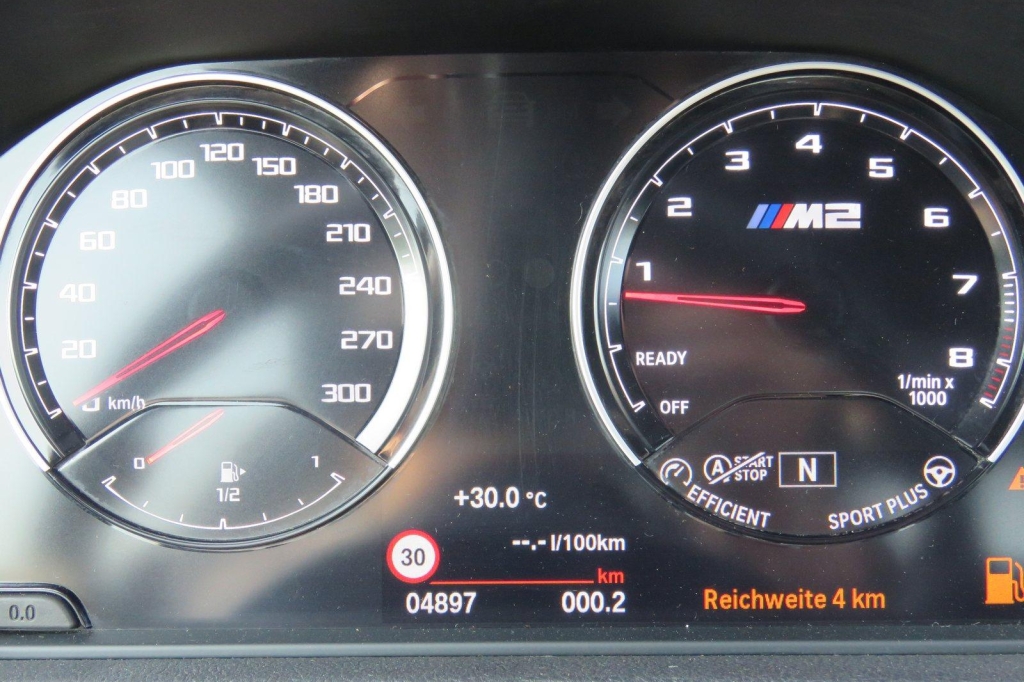 BMW M2 2020 фото 10
