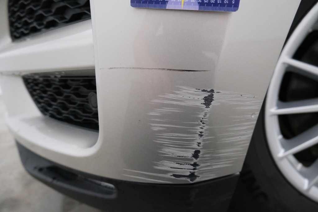 Jaguar F-Pace 2016 фото 29