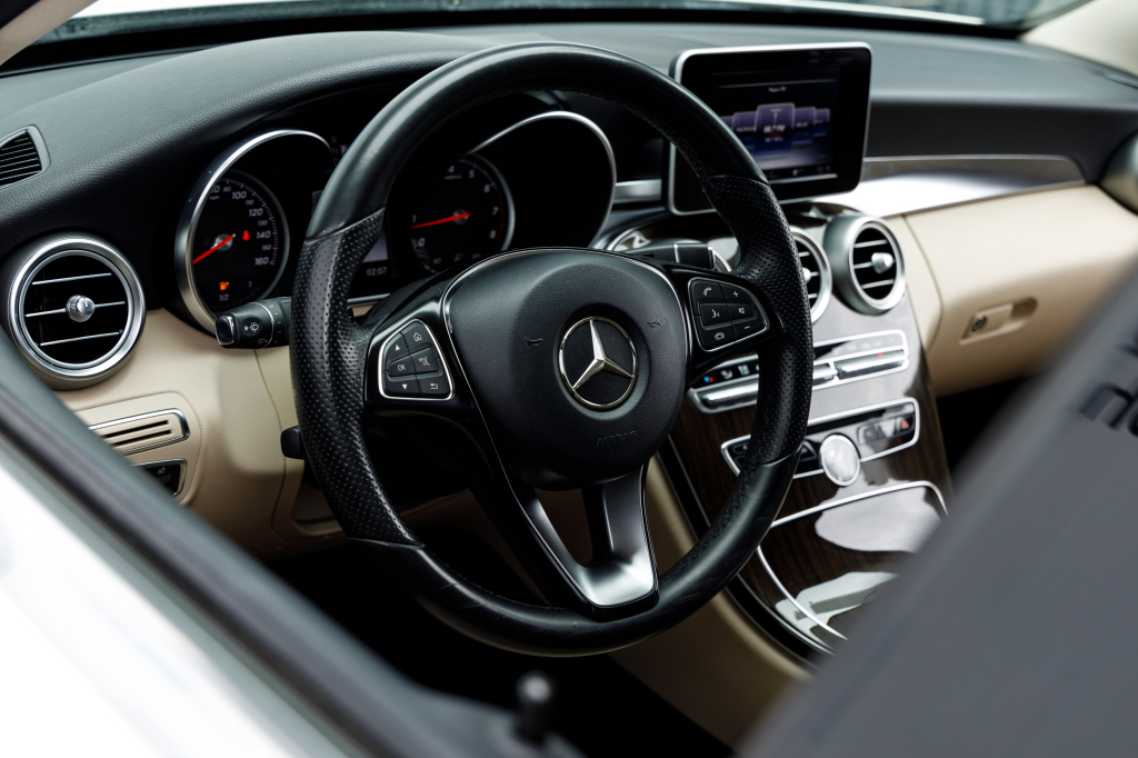 Mercedes-Benz C 300 2014 photo 5