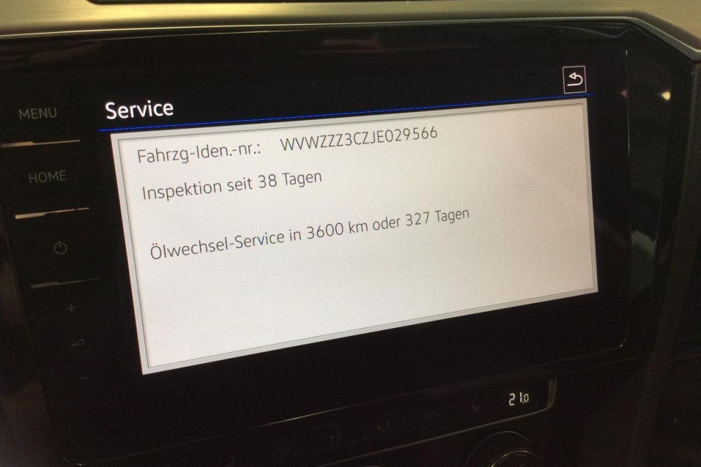 Volkswagen Passat Variant 2017 фото 11