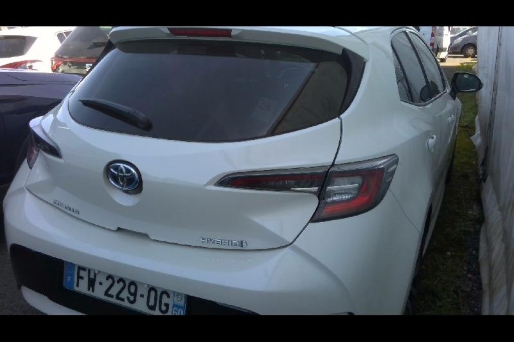 Toyota Corolla 2021 фото 1