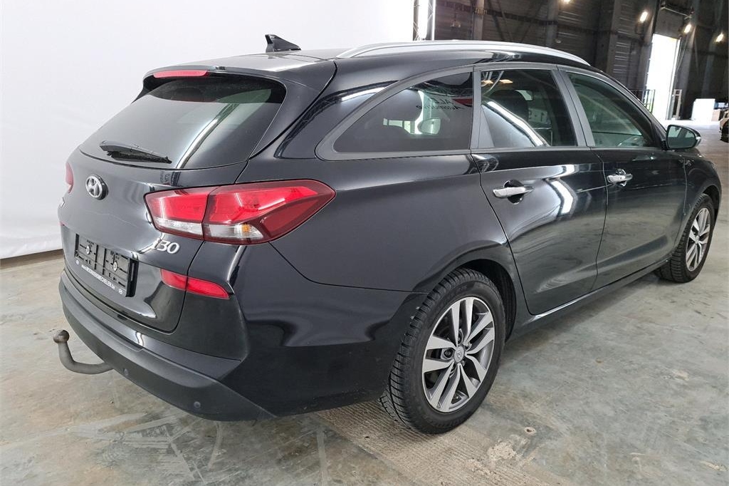 Hyundai i30 Wagon 2017 фото 3