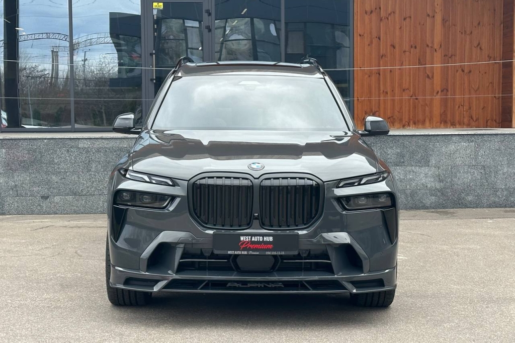BMW-Alpina XB7 2022 фото 1