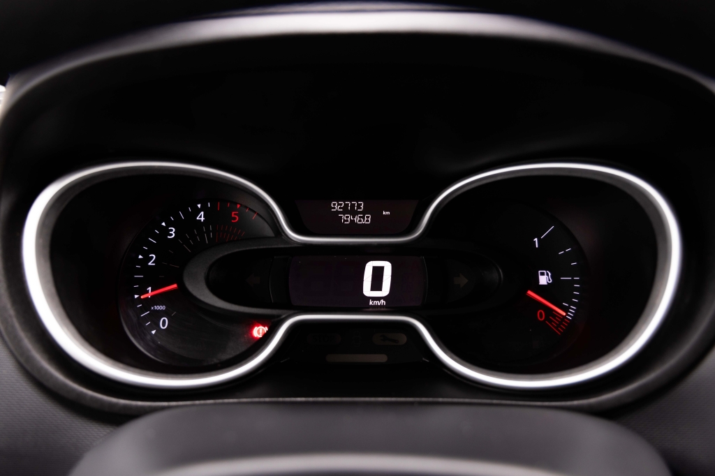 Renault Trafic 2019 photo 16