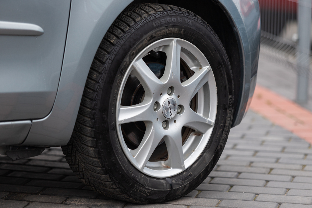 Toyota Yaris 2006 фото 9