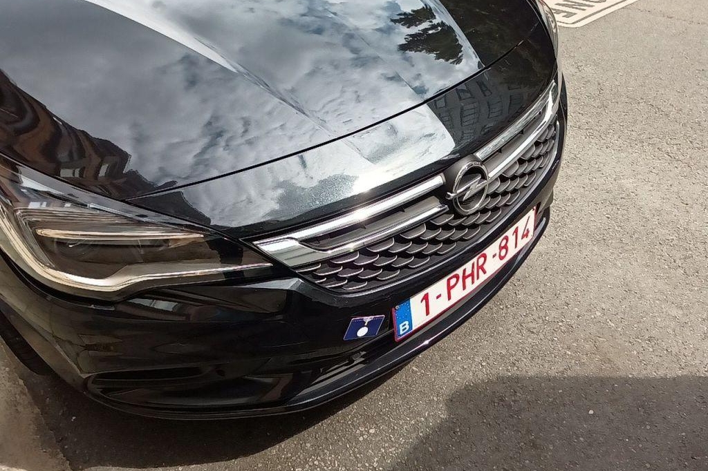 Opel Astra 2016 фото 21