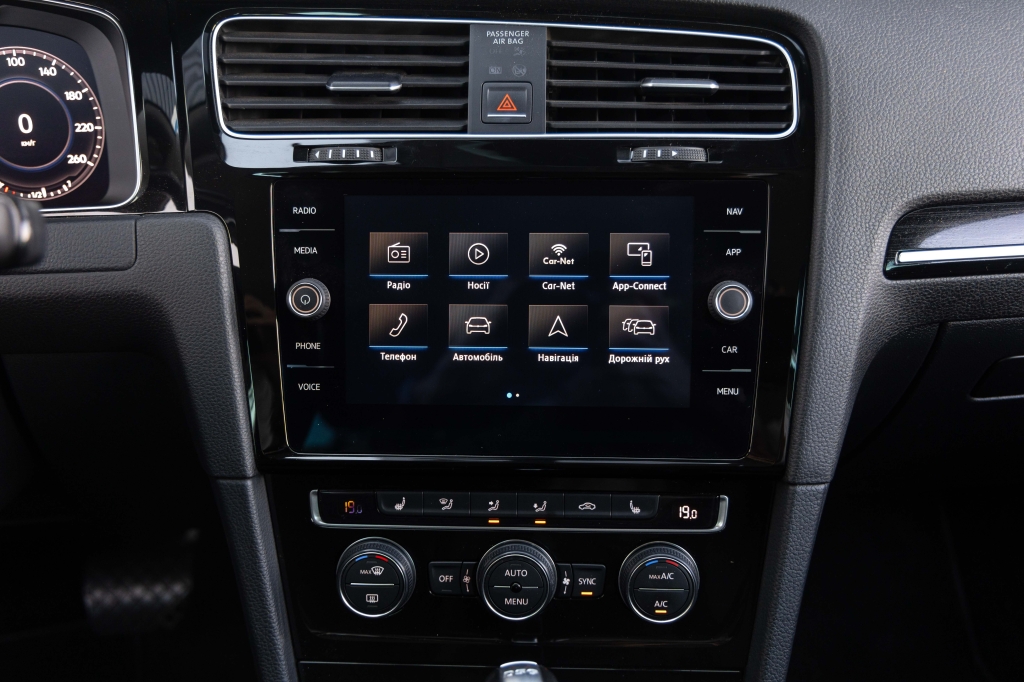 Volkswagen Golf VII R-Line 2017 photo 25