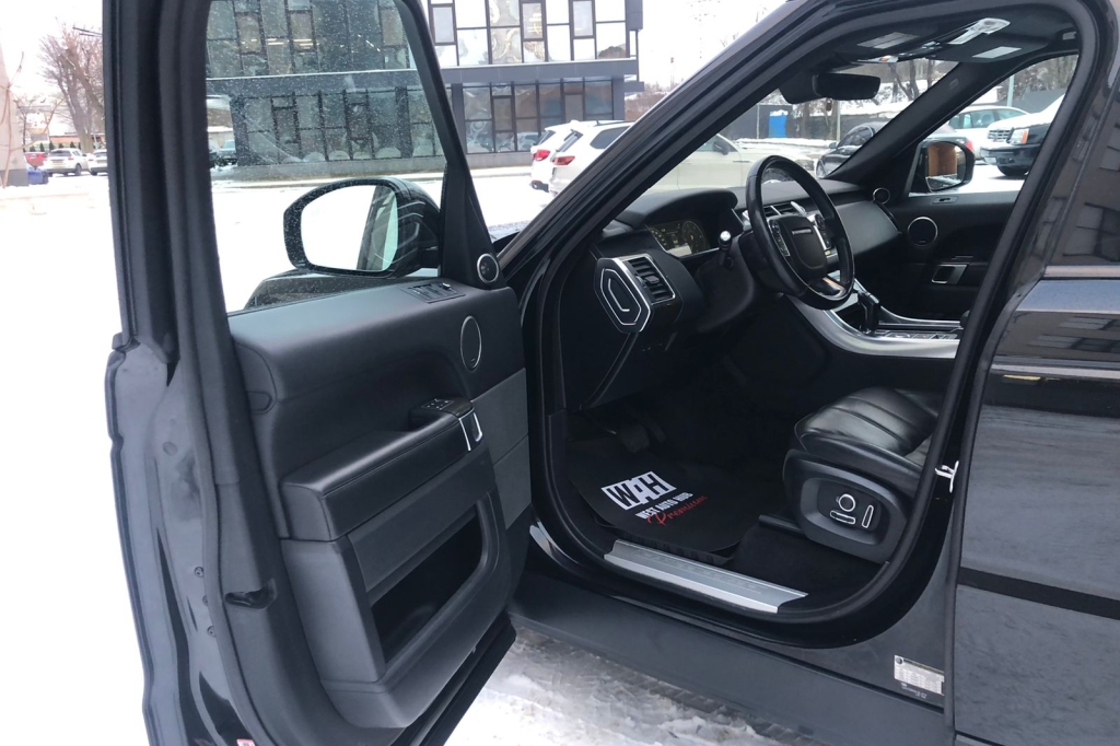 Land Rover Range Rover Sport 2017 фото 12