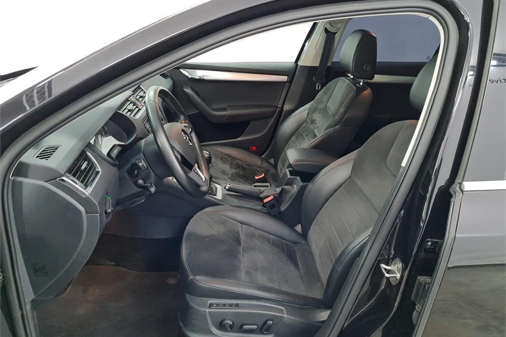 Skoda Octavia Combi 2017 photo 7