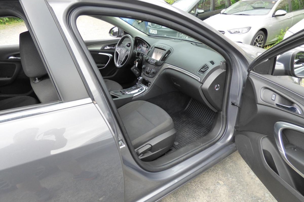 Opel Insignia Sports Tourer 2017 фото 1