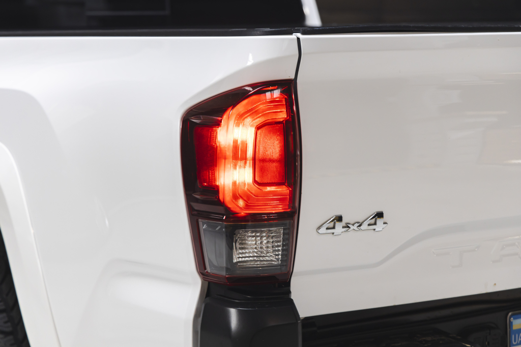 Toyota Tacoma 2018 photo 13