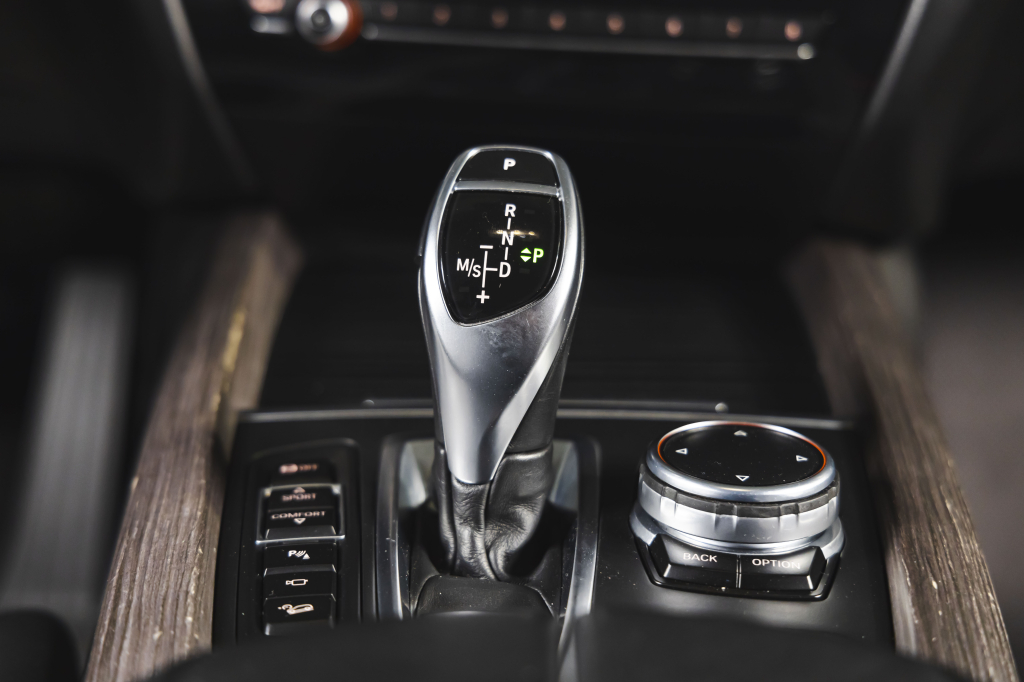 BMW X5 2015 фото 29