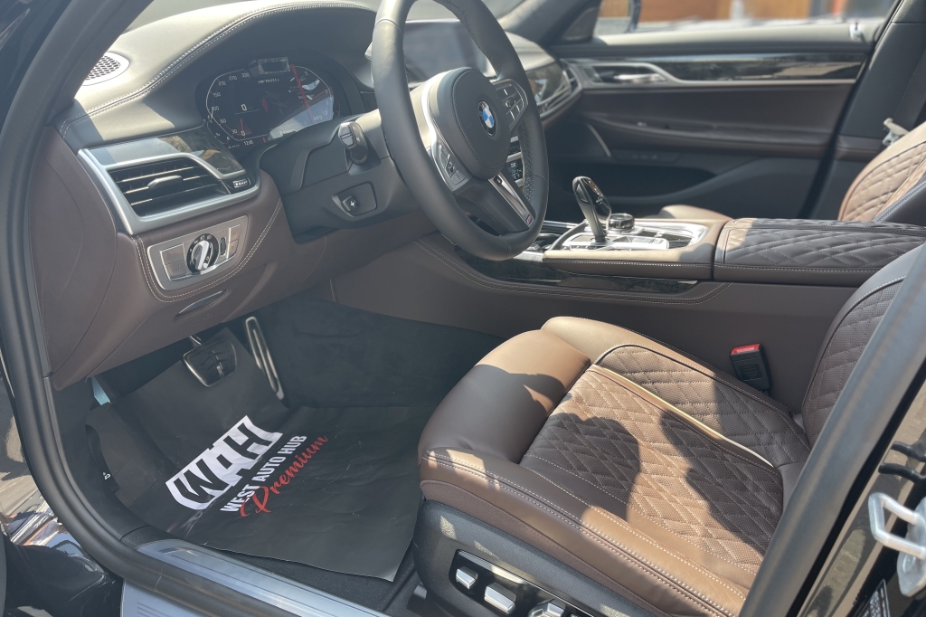 BMW 760 Long XDrive 2021 фото 4