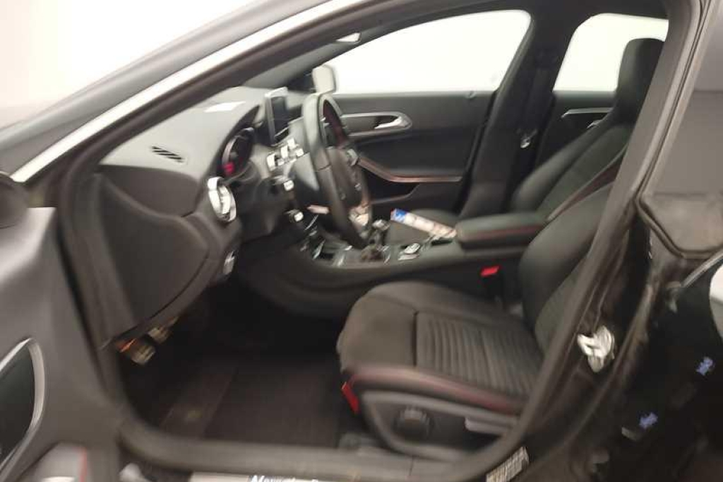 Mercedes-Benz CLA 2017 photo 5