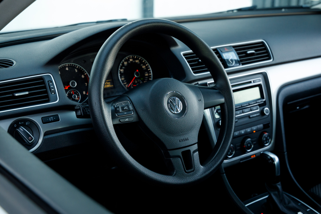 Volkswagen Passat (NMS) S 2014 photo 7