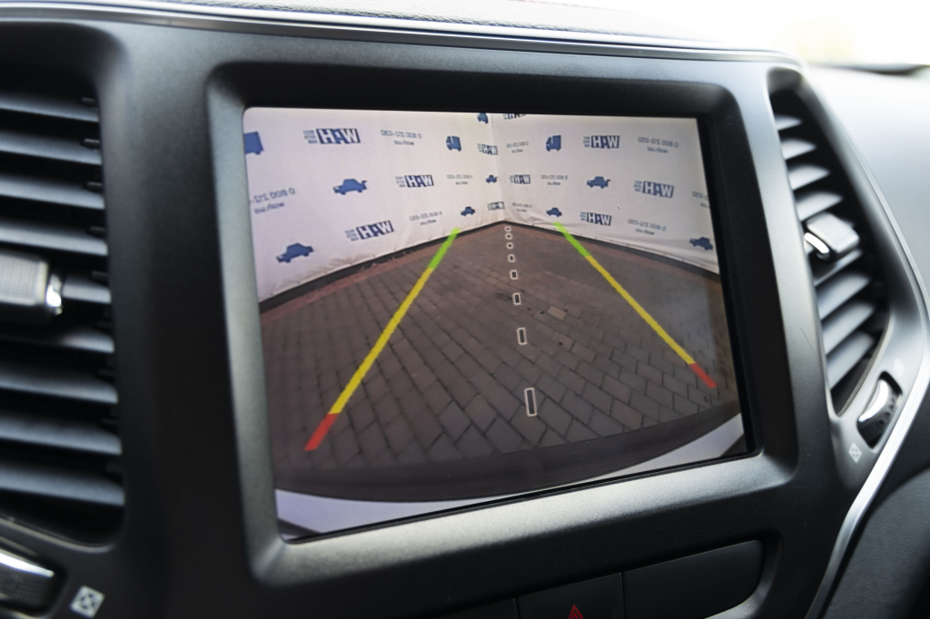 Jeep Cherokee Trailhawk Trail Rated 2019 фото 21