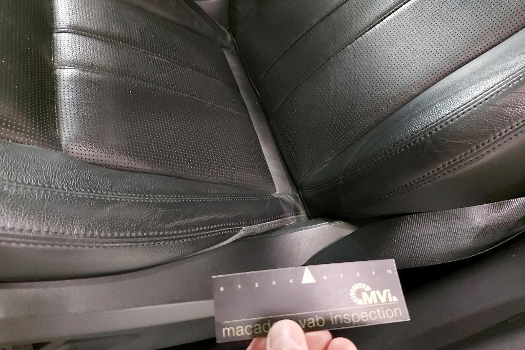 Land Rover Discovery Sport 2016 photo 40