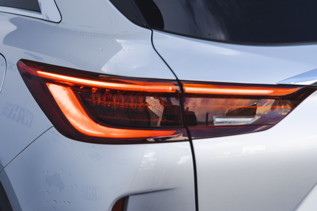 Infiniti QX50 2018 фото 15