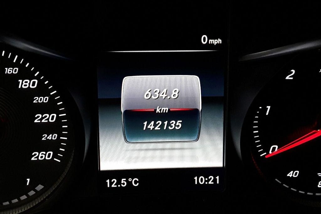 Mercedes-Benz C-Klasse 2016 photo 2