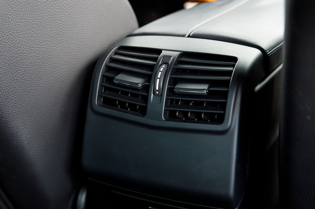 Mercedes-Benz E 220  Bluetec 2015 фото 24