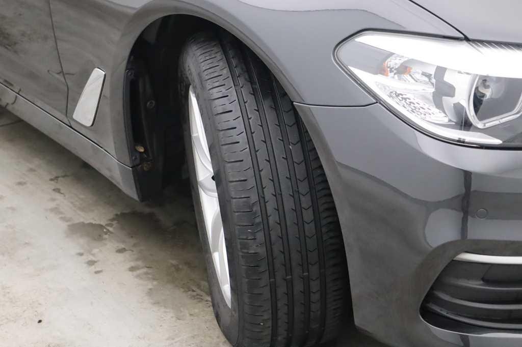 BMW 5er Touring 2018 photo 9