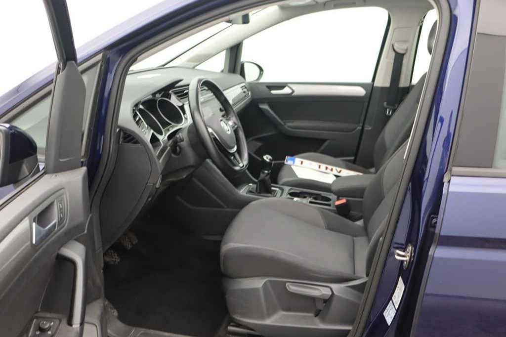 Volkswagen Touran 2018 photo 5