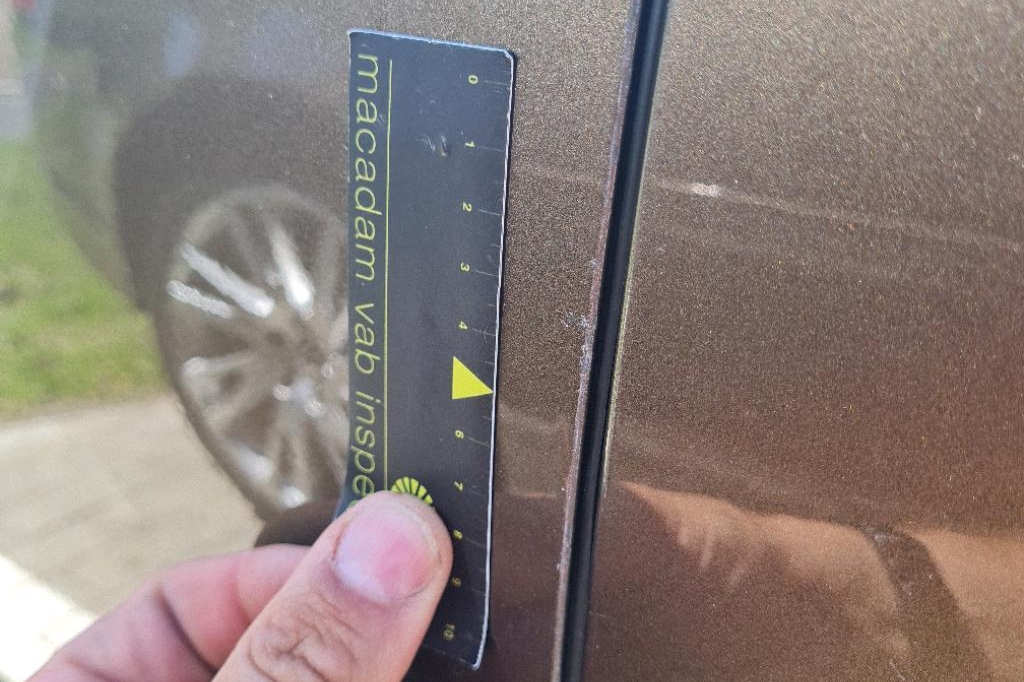 Volvo V60 Cross Country 2016 photo 13