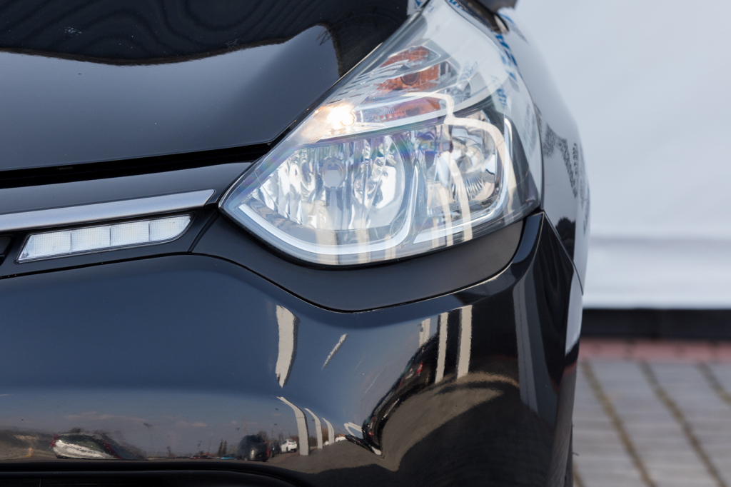 Renault Clio 2015 фото 21