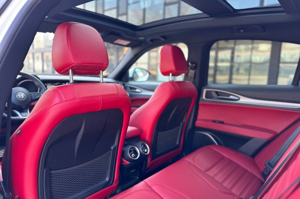 Alfa Romeo Stelvio 2021 photo 15