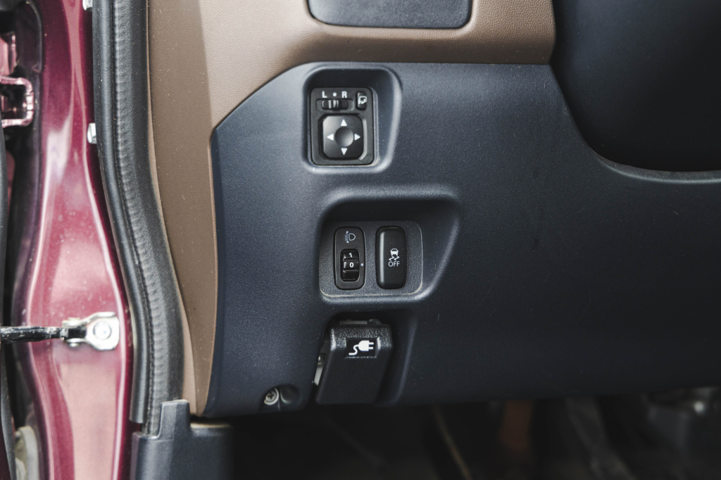 Citroen C-Zero 2011 photo 16