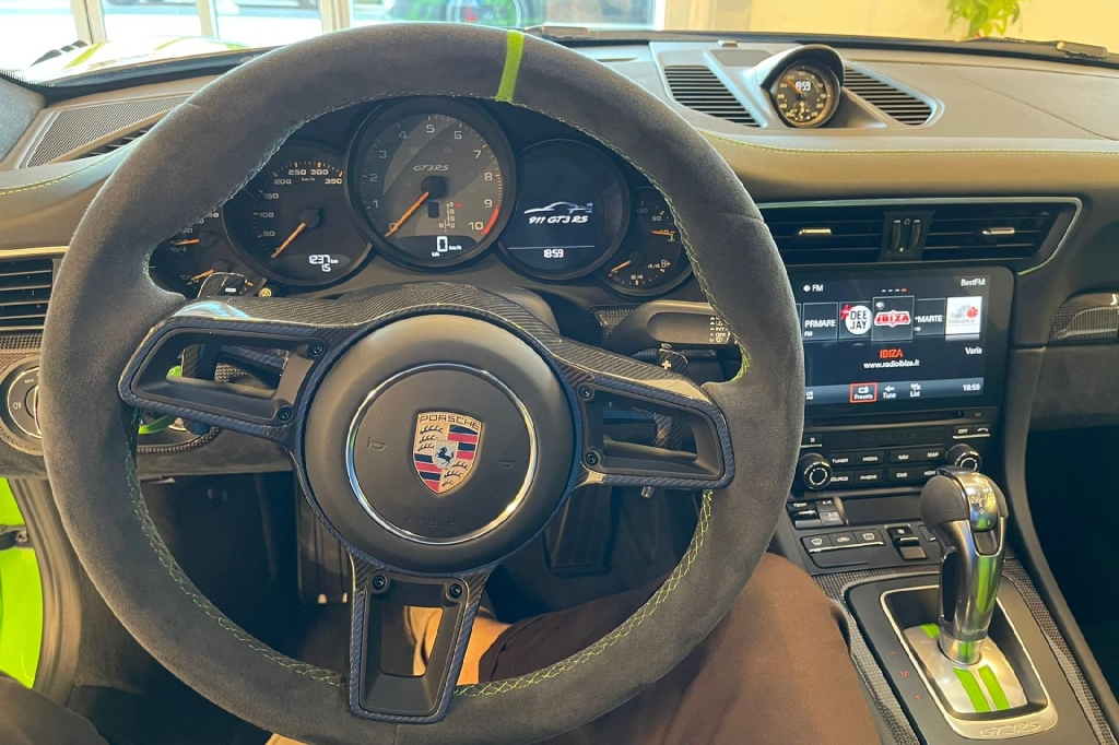 Porsche 911 GT3 RS 2018 photo 4