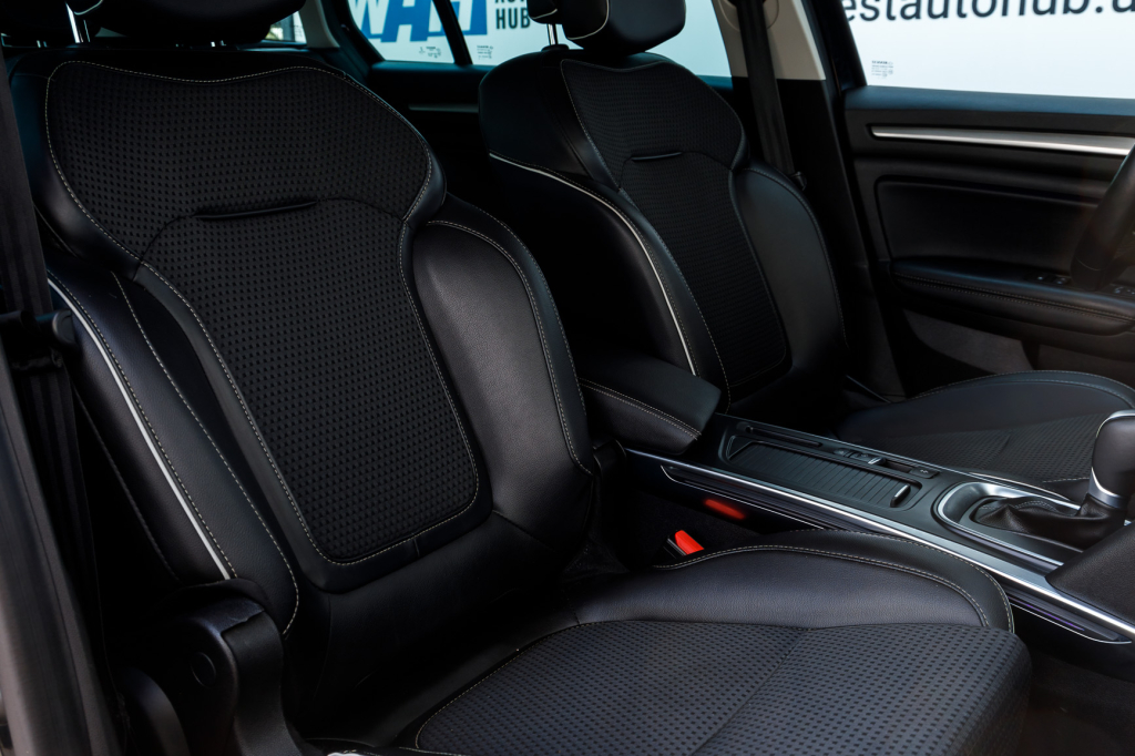 Renault Megane BOSE 2017 photo 24