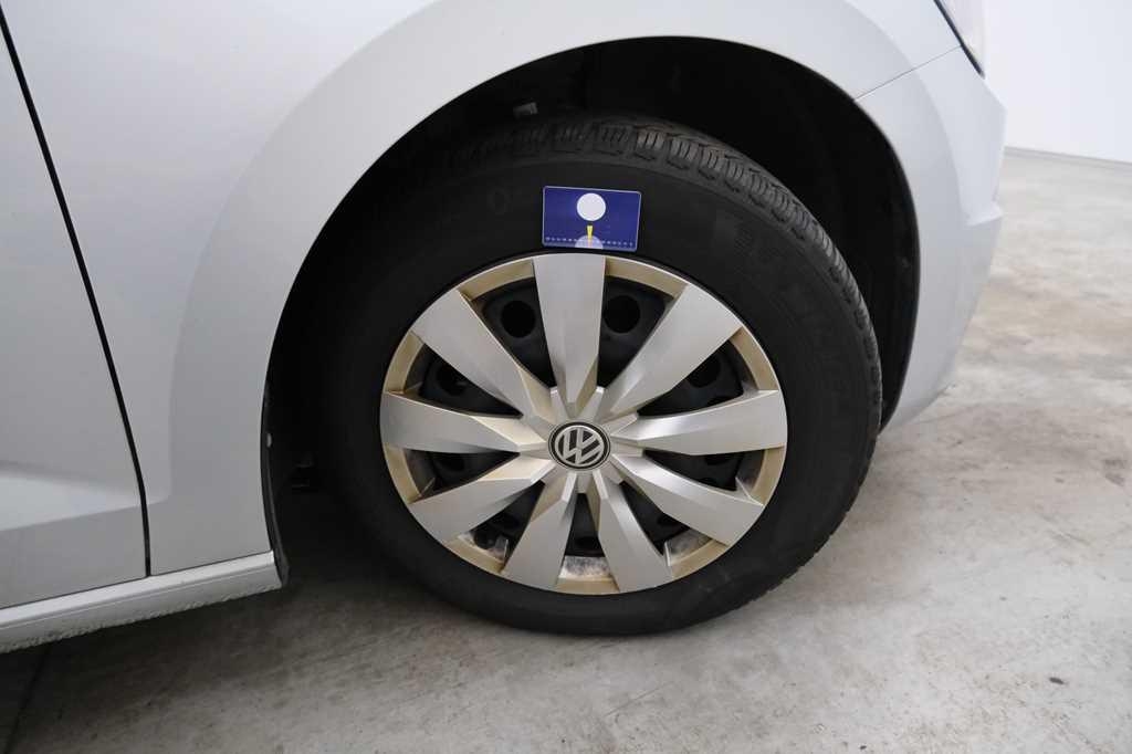 Volkswagen Touran 2018 photo 17