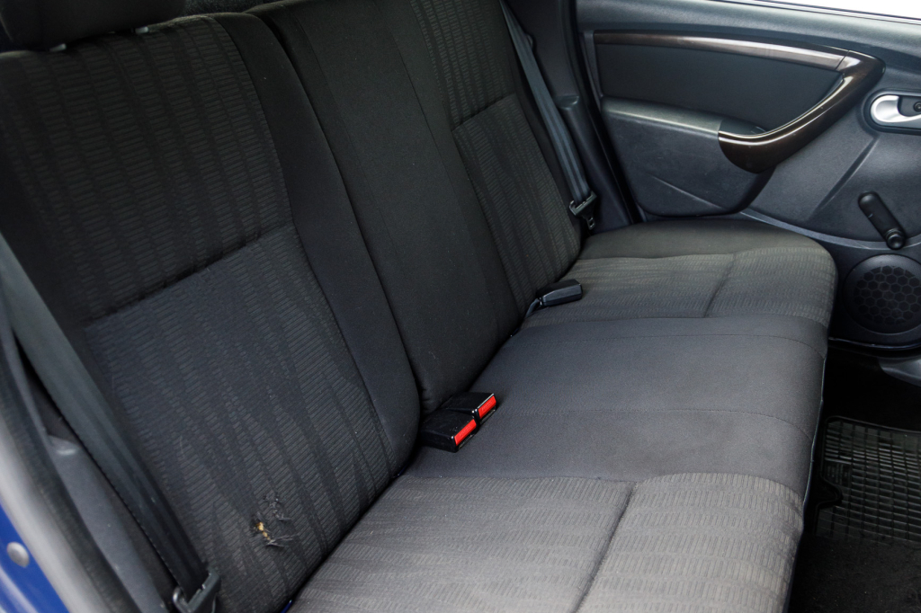 Dacia Duster 4x4 2011 фото 23