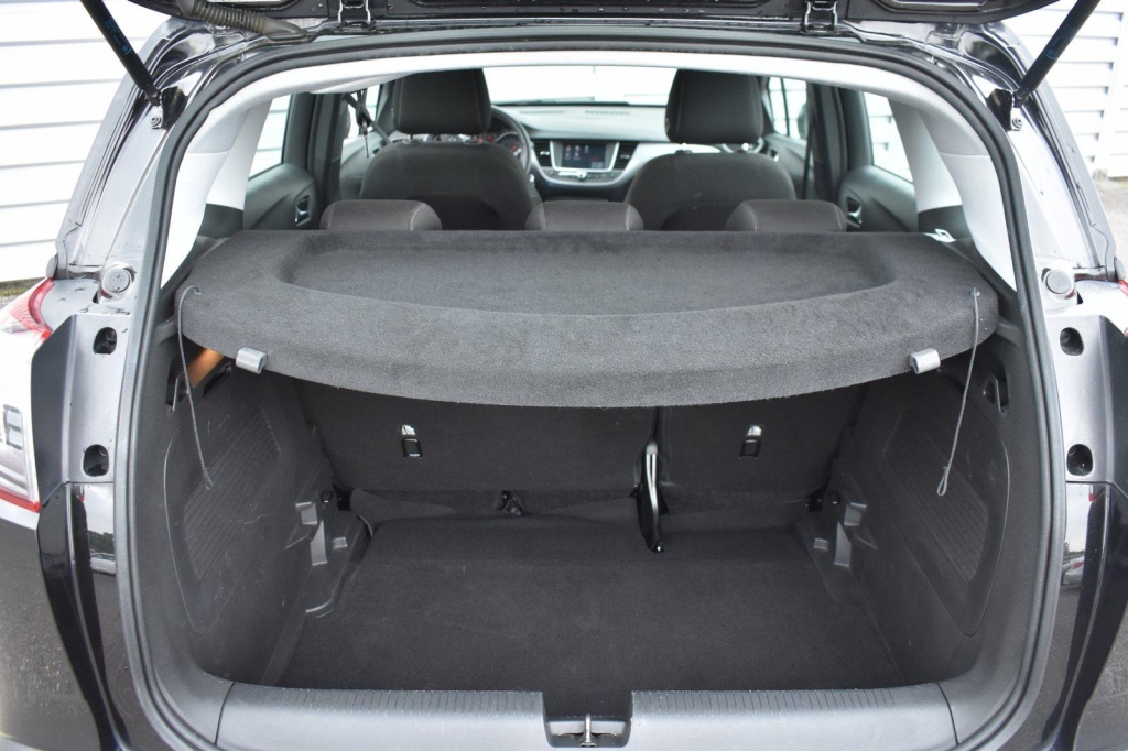 Opel Crossland X 2019 фото 4