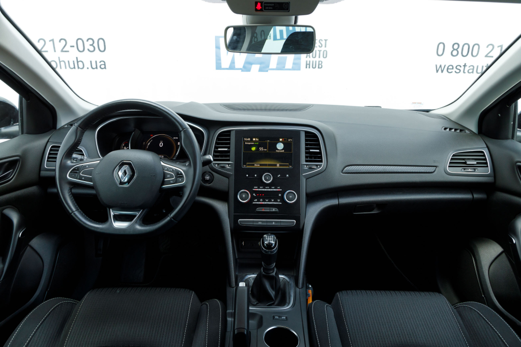 Renault Megane Limited 2017 фото 22