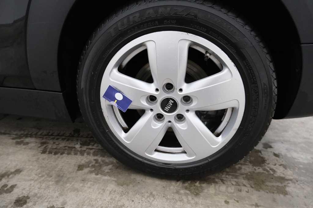 MINI One 2017 фото 47