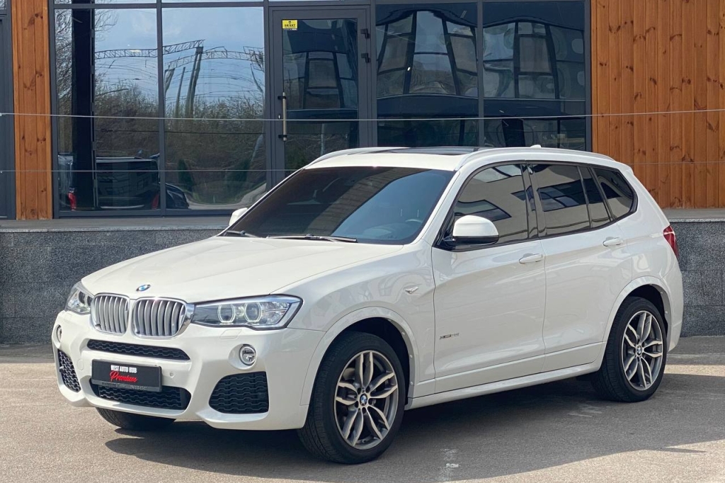 BMW X3 28i AT 2015 photo 2