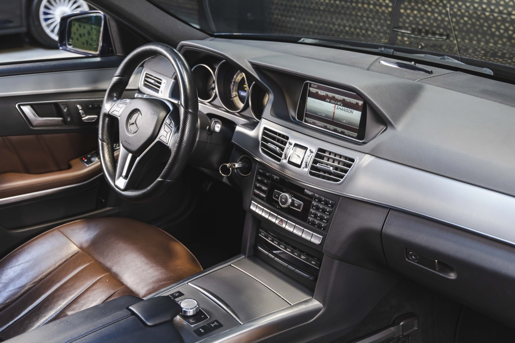 Mercedes-Benz E-Class E350 2014 фото 21