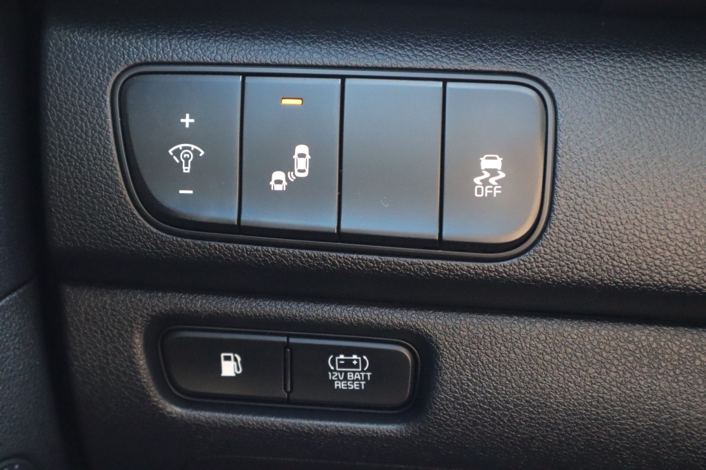 Kia Niro 2017 фото 16