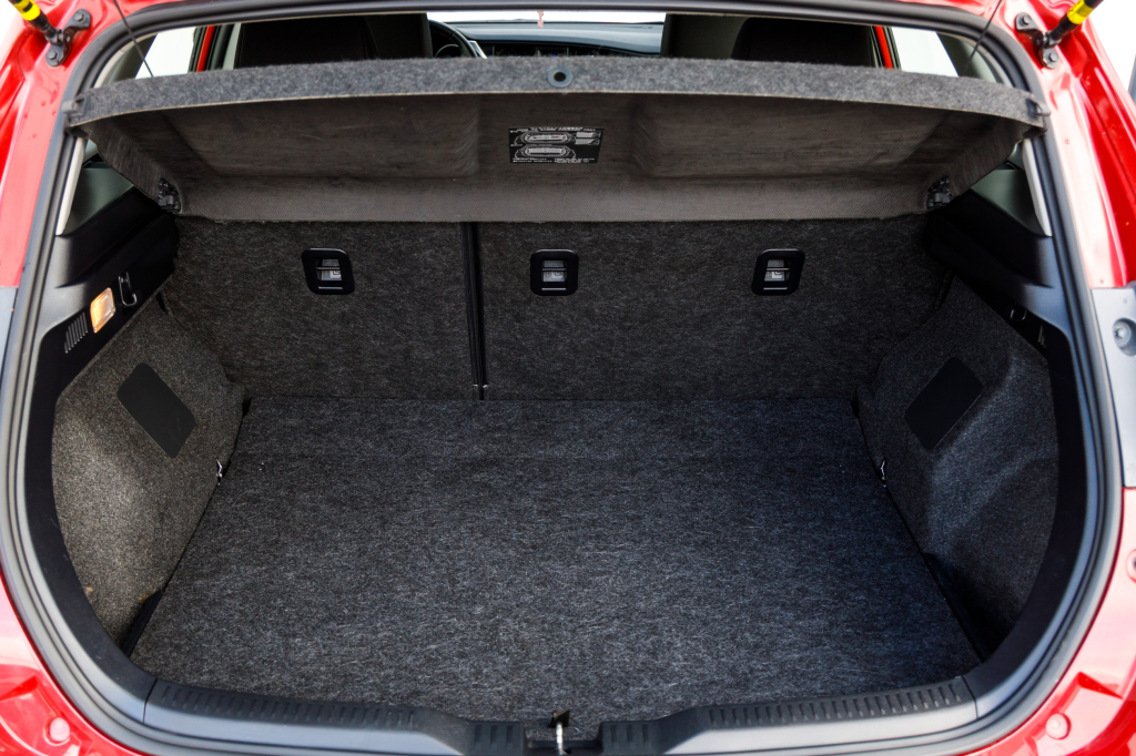 Scion іМ 2015 photo 10