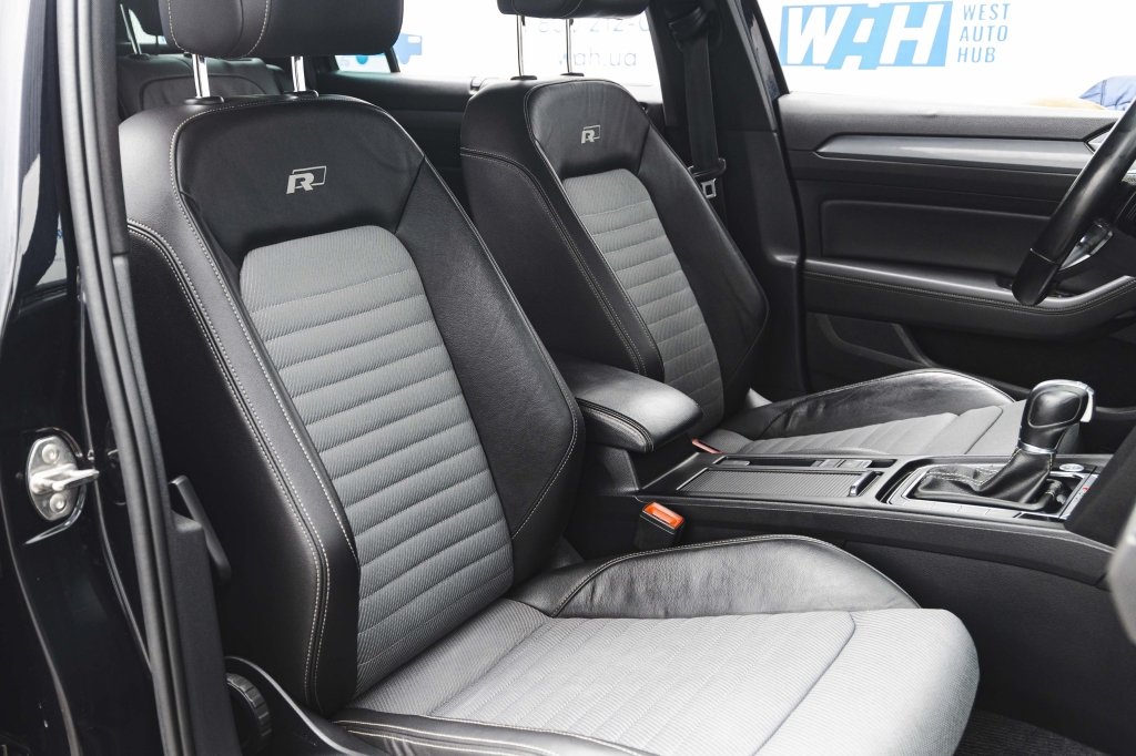 Volkswagen Passat BiTDi 4Motion 2016 фото 35