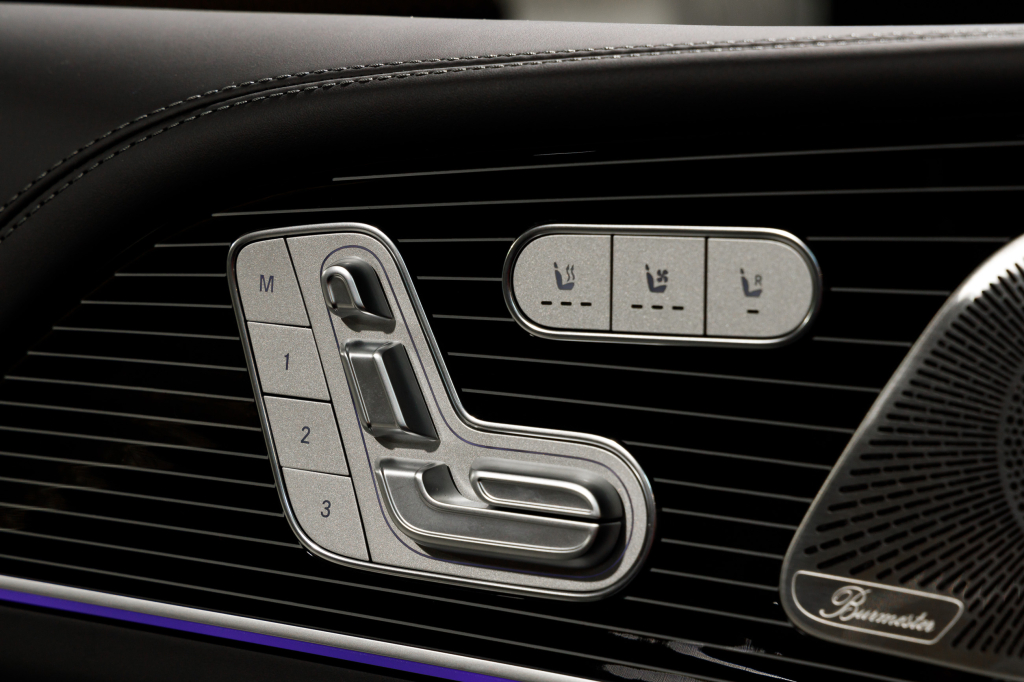 Mercedes-Benz Maybach GLS 600 2022 photo 49