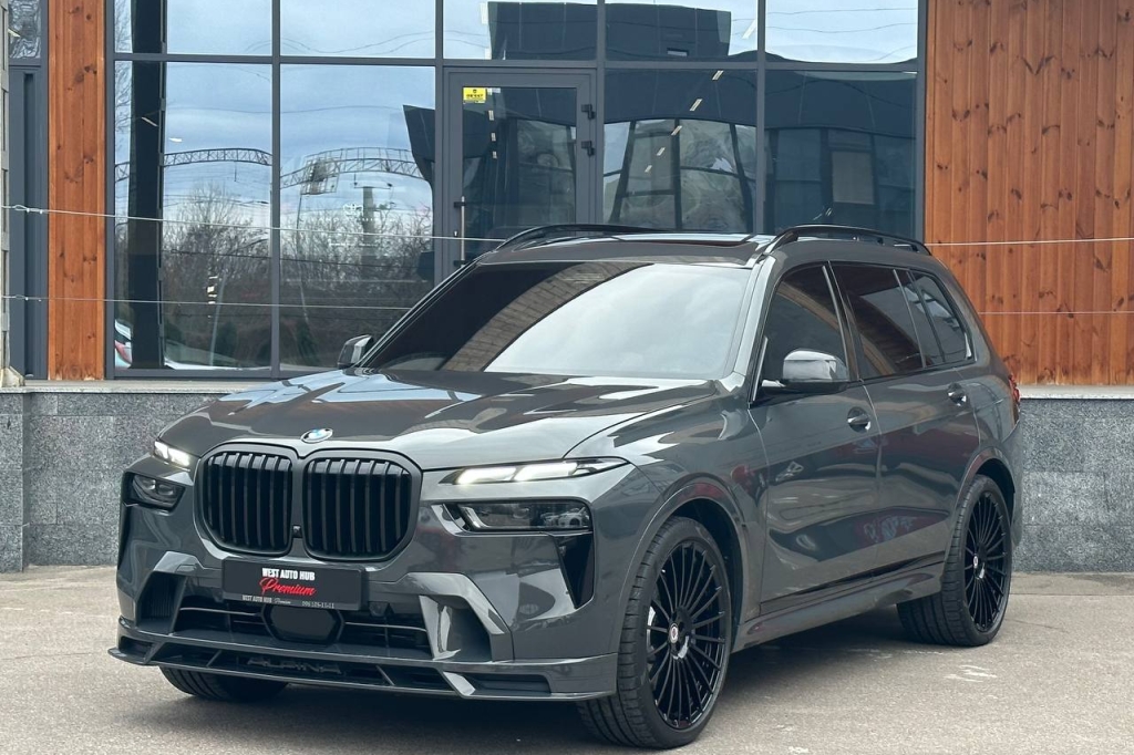 BMW-Alpina XB7 2022 фото 2