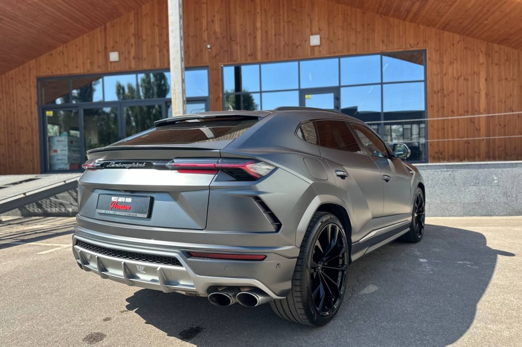 Lamborghini Urus 2019 фото Lamborghini Urus 2019 фото 7