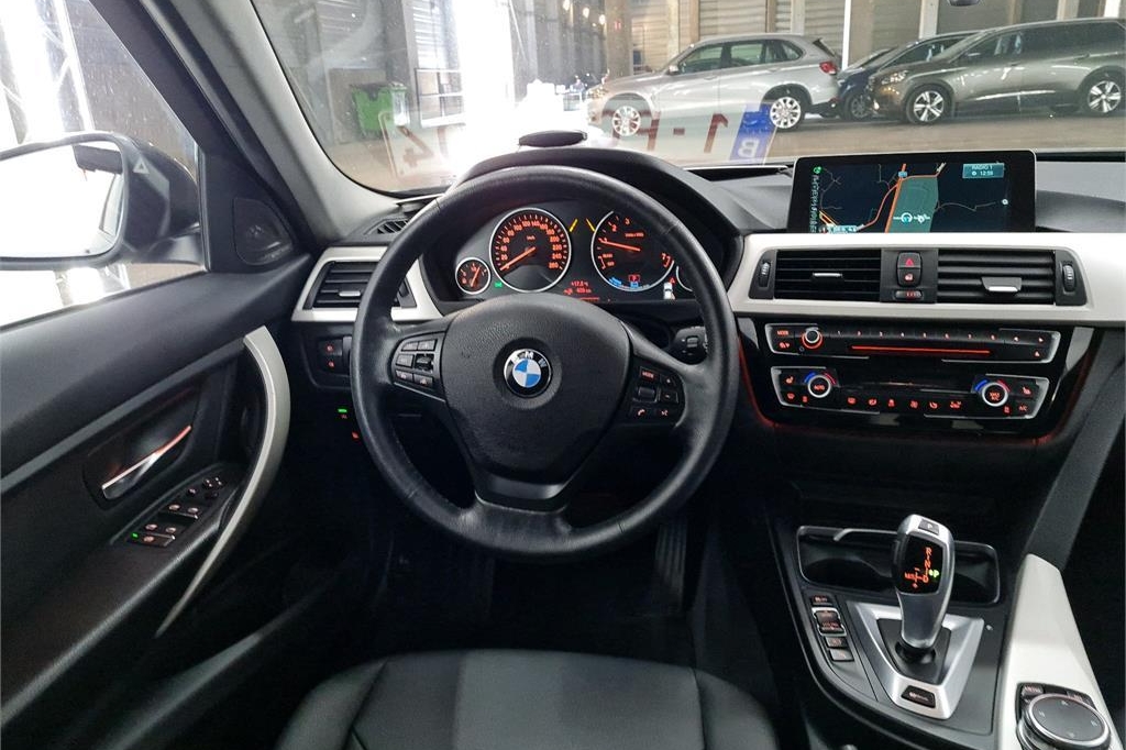 BMW 3er 2016 photo 7