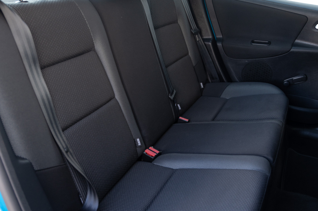 Peugeot 207 Urban Move 2011 photo 13