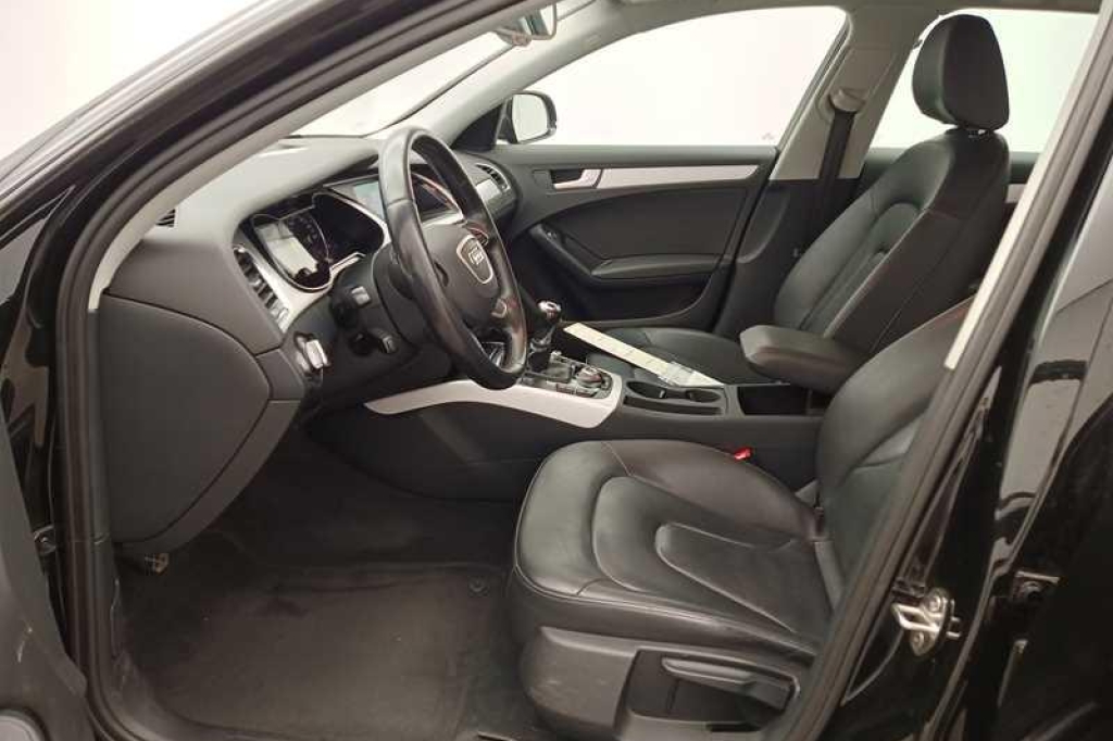 Audi A4 Avant 2015 фото 3