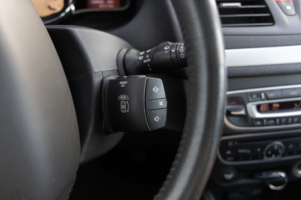 Renault Megane 2009 фото 20