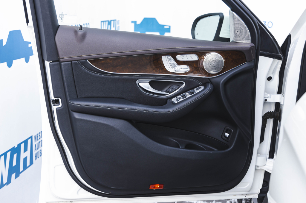 Mercedes-Benz GLC-Class GLC300 2016 фото 31